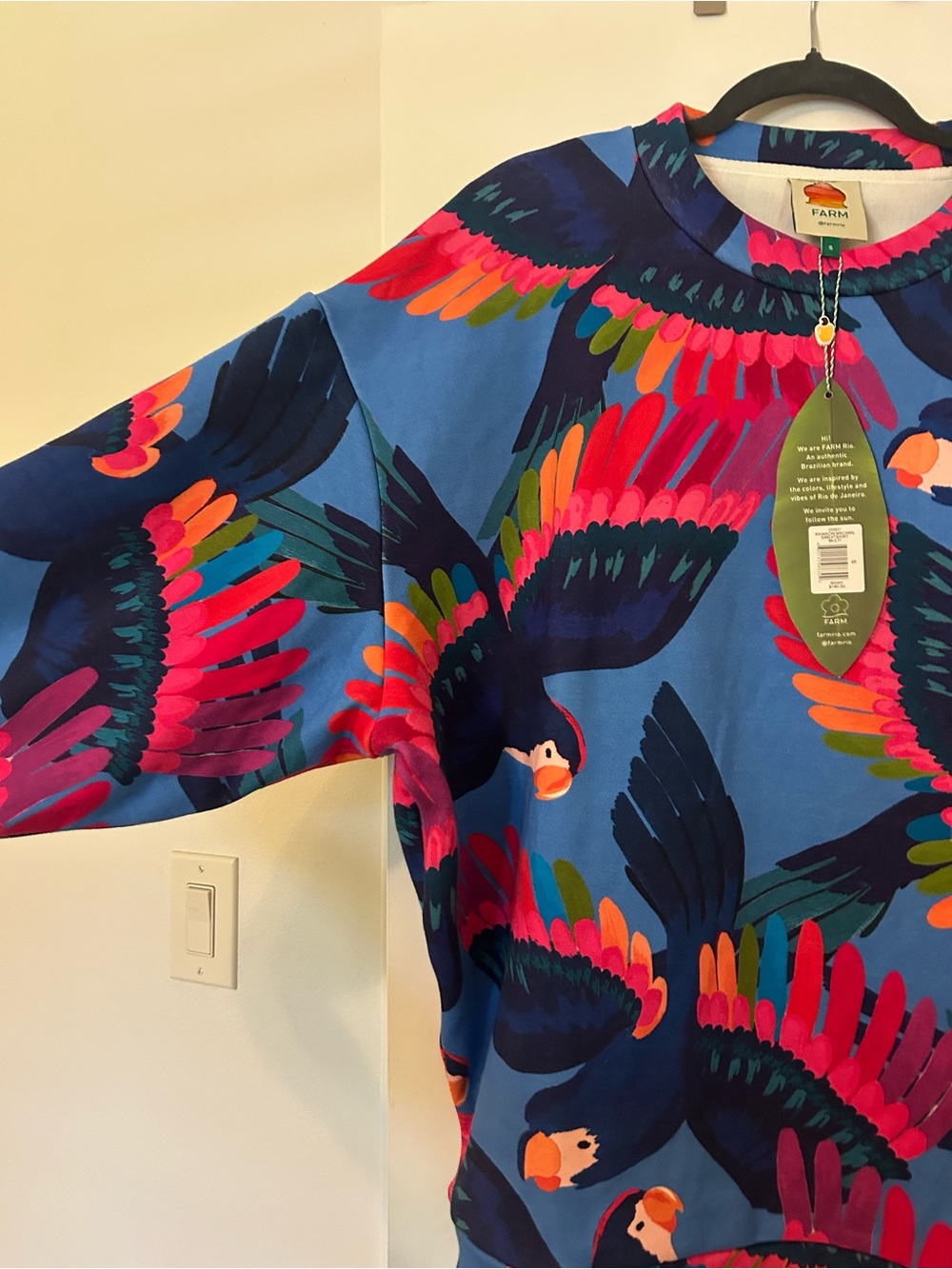 FARM Rio Multicolor Tropical Parrot Crewneck Sweatshirt - Picture 2 of 7